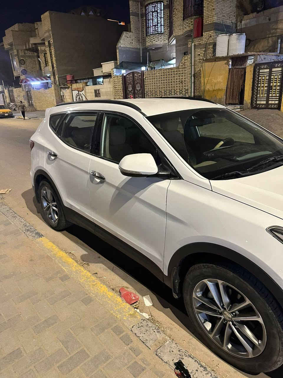 سنتافي مديل 2018 جديده كتلوك سياره وياهه مكفوله سياره من ضربه صبغ ماعدا جراد قليل بسياره من الغسل كفاله مكينه وكير تخم تاير كشن السايق كهرباء تحكم استيرن سياره بسمي السنويه 2029 ماشيه 100 السعر 185...... *********** ملاحظه مكينه 2400دَوش
