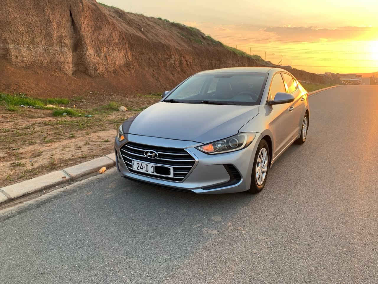 هيونداي النترا
كندي 2017 🇨🇦
محرك 20 DOHC ⚙️
محرك وكير وتبريد شرط 
مقاعد جلد تدفئة (هيتر) ♨️ 
ثلاث وضعيات قيادة (عادي - ايكو - سبورت)
مانع انزلاق 🛞
ضرر قطعتين خلفي صبغ فقط
امامي كبس 
سنوية ورقم وفحص جديد
السعر 118 ومجال
واتساب ***********
