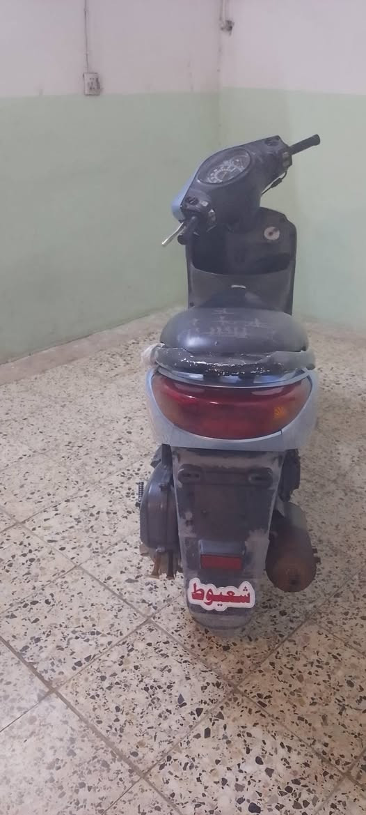 السلام عليكم دراجة بريز  لايت فوك للبيع موديل2006 نزلتهة من الرمبة قبل اربع اشهر كابريتر وسلف مال رمبة والدراجة مامفتوحة سلف شغال وهندر شغال الله شاهدماخذهة بمليون دراجة خير من الله ورايدهة ب850 وبيهة مجال قليل والحاب يتواصل الخاص موجود وبلخدمة


**إذا كنت صاحب هذا الإعلان وتريد حذفه لأي سبب، رجاءا أرسل رسالة إلى الدعم الفني**