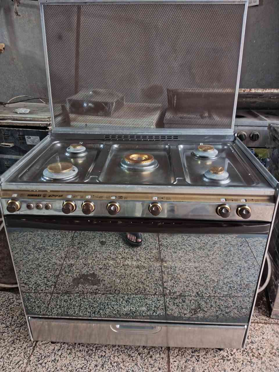 اسعار تنافسيه شرط نص سعر سوك🔴🔥
يا الله 

وصول وجبه جديده طباخات من اجود نوعيات

درجه اولى باب اول باله

 شرط الفحص والضمان 

طباخات كلششش نظيفه اخو الجديد ومثل ما موضح ب صور 

نظافته 95٪

ناره خمس مشاعل وافران شرط الفحص نار زركه 

وضمان 

تفحص وتاخذ ضمان سنه 

للتواصل والستفسار تفضل خاص وتدلل 

***********

*********** 

او الاتصال على الارقام ومراسله واتساب 

العنوان 

سوق شيوخ شارع لطفي 

ورشه ابو سيف لطباخات 

معلومه اضافيه اراوسك بطباخك الي عدك ان كان قديم متروك اراوسك مو مشكله وافرقلك من سعر 

تواصل اكثر تفضل خاص وتدلل

يوجد توصيل ✨💜
