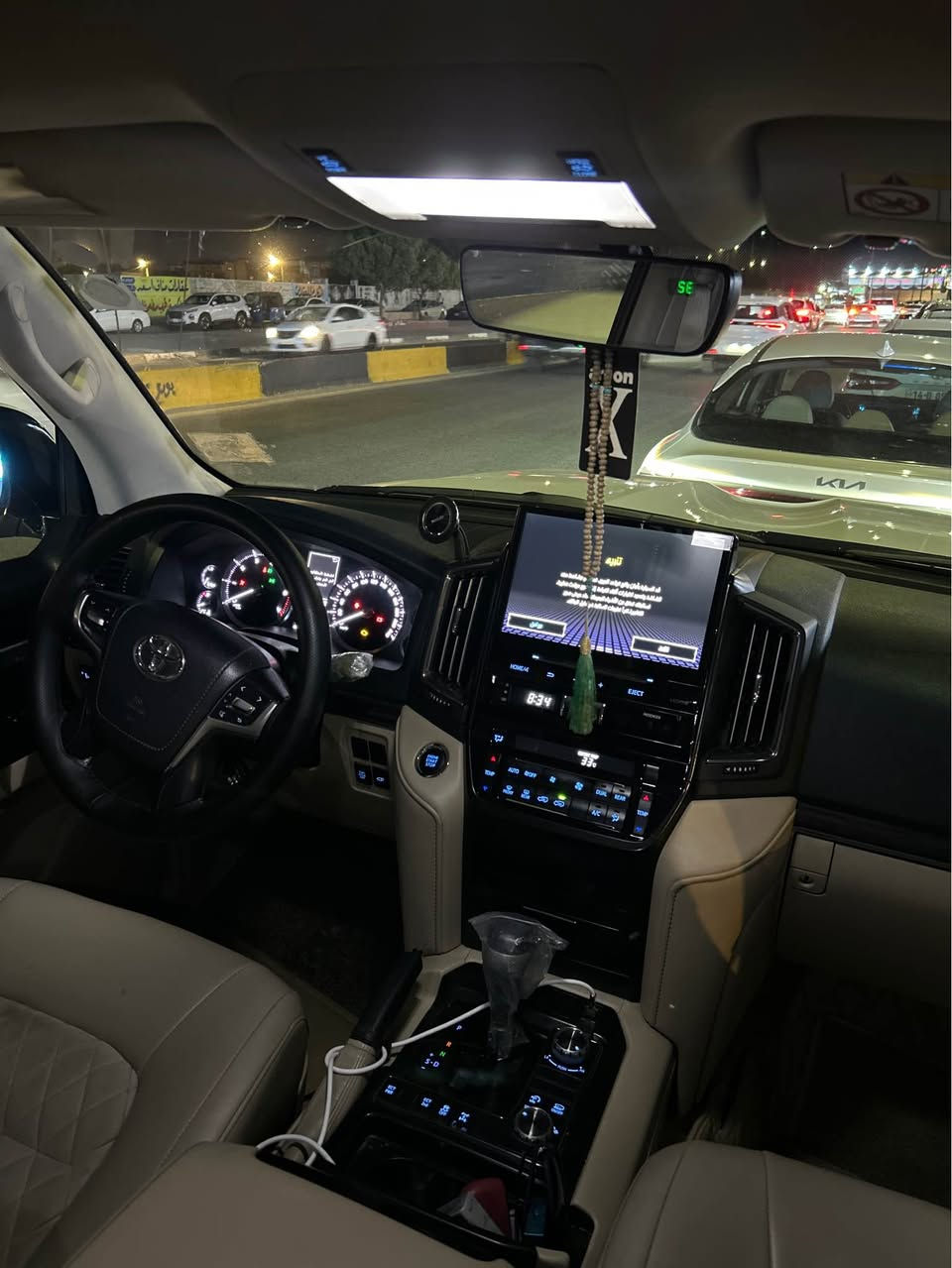 � للبيع - تويوتا لاندكروزر GXR V8 موديل 2020
فول مواصفات / كفالة عامة
رقم بغداد
ماشية 92 ألف كم فقط
نظيفة جداً جداً وحالتها ممتازة
مغلفة PPF بالكامل للمحافظة على الصبغ والهيك

المواصفات:

* محرك V8 قوي
* جير أوتوماتيك
* دبل / دفع رباعي 4×4
* فول مواصفات
* داخلية واسعة ومريحة
* شاشات
* كامرة خلفية
* سنسرات
* تبريد وتدفئة
* مقاعد جلد
* فتحه سقف
* تشغيل بصمة
* رنكات وكالة
* استخدام شخصي ونظيف جداً

💰 السعر: 570 ورقة قابل للنقاش للجادين
📞 للتواصل: *********** البصرة, العراق
