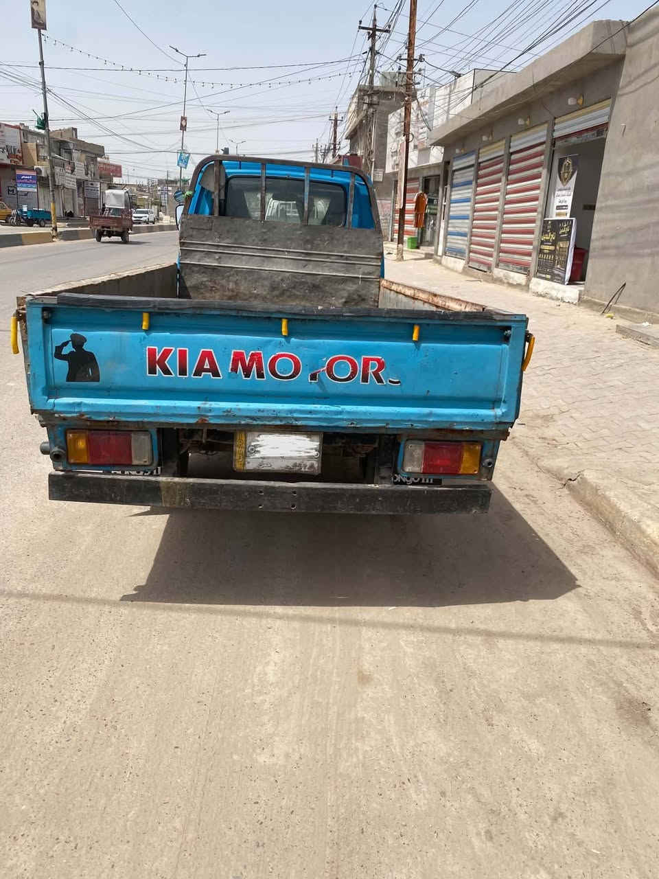 سلام عليكم كيا بينكو موديل 96تك قمار 8جنكال طويله محرك وكير وكسن جديد سنويه لحد نهايت 26رقم الشاصي واضح تحويل شوكت متريد مكان السياره بغداد المعامل الحسينية رقم بغداد مشروع وطني رقم الهاتف *********** السعر 45وبيه مجال
