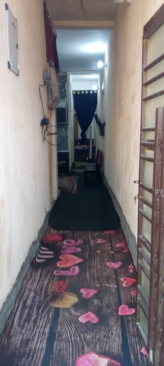 الدار للبيع المساحه100متر
طابو زراعي سند25 تتوفر كافه الخدمات ماء وكهرباء ومولده 
السعر/35 وبي مجال مستعجل على البيع 
العنوان/ قرب الامام بكر(ع) 
للتواصل/ ***********
