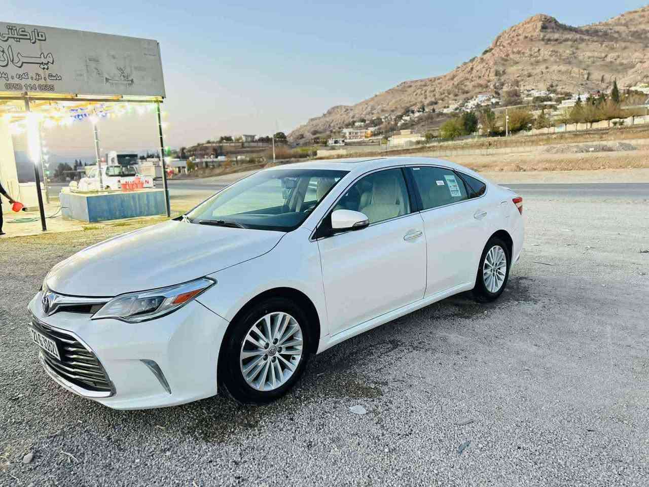 تۆیۆتا ئەڤەلۆن 2013 فوول مواسەفات lmited
ناو زەرد و جلد بەصمە و سڵایدو   پەردە و کامێراهەردووکوشن سارد و گەرم  و کوشن خەزن سێ مۆدی لێخوڕینی هەیە (eco,normal,sport)
پێش و دوای حاسە شەغال جامەکان کراوەبێ خۆی هەڵی ئەداتەوە زۆر مواسفاتی تر  چوارتایەی toyoلۆکی لەسەرە کامل سێرڤس کراوە 
سەیارەکە هەیکەلی زۆر جوانە  ناودەری بەپاکی ماوەتەوە 210هەزاری حەقیقی ڕۆیشتووە  پارچەو پەڵەیەکی بۆیاخە قرچێکی کەمی پێشەوەی هەیە بێ ئارباک سەنەوی بەسەرچووە بەناوی خۆمەوەیە سعری 185گەڵاو مامەڵەیەکی کەم 
شوێن دوکانی سیاحی 
ژم ***********
                  ***********
‎ السليمانية, العراق
