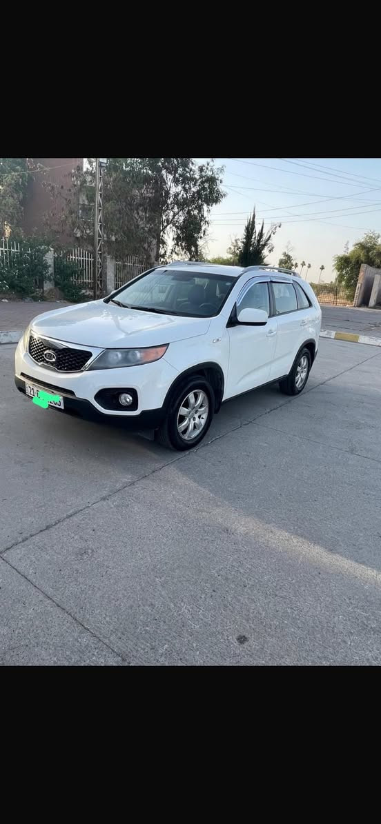 كيا سورينتو موديل 2012 خليجي 7 راكب محرك 4 سلندر  دوش 2400 رقم سليمانية و بأسمي سنوية جديدة السيارة جاهزة محرك و كير و تبريد مكفولة بيه صبغ محدد بالصورة بدون دواخل مع بونيد امبدل ابلادي
السعر ١٤٢ للاستفسار ***********
