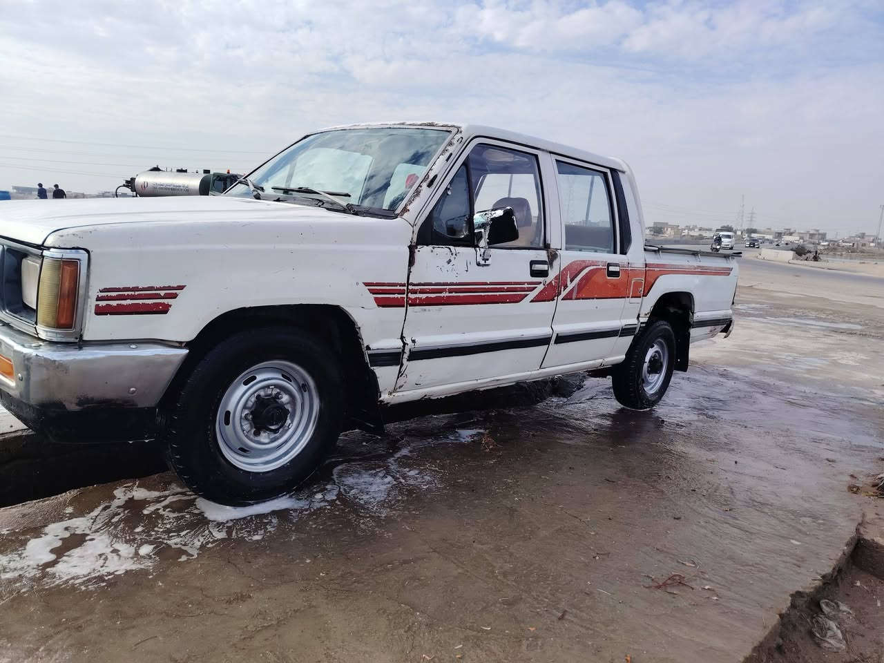 سلام عليكم بيكم مستوبيشي مديل 92 مكينه ونيجي 4 اسلندر رقم بغداد مشروع وطني سنويه ل 28. شاصي مكفول السعر 40 وبيها مجال العنوان بصره مدينه رقم الهاتف ***********
