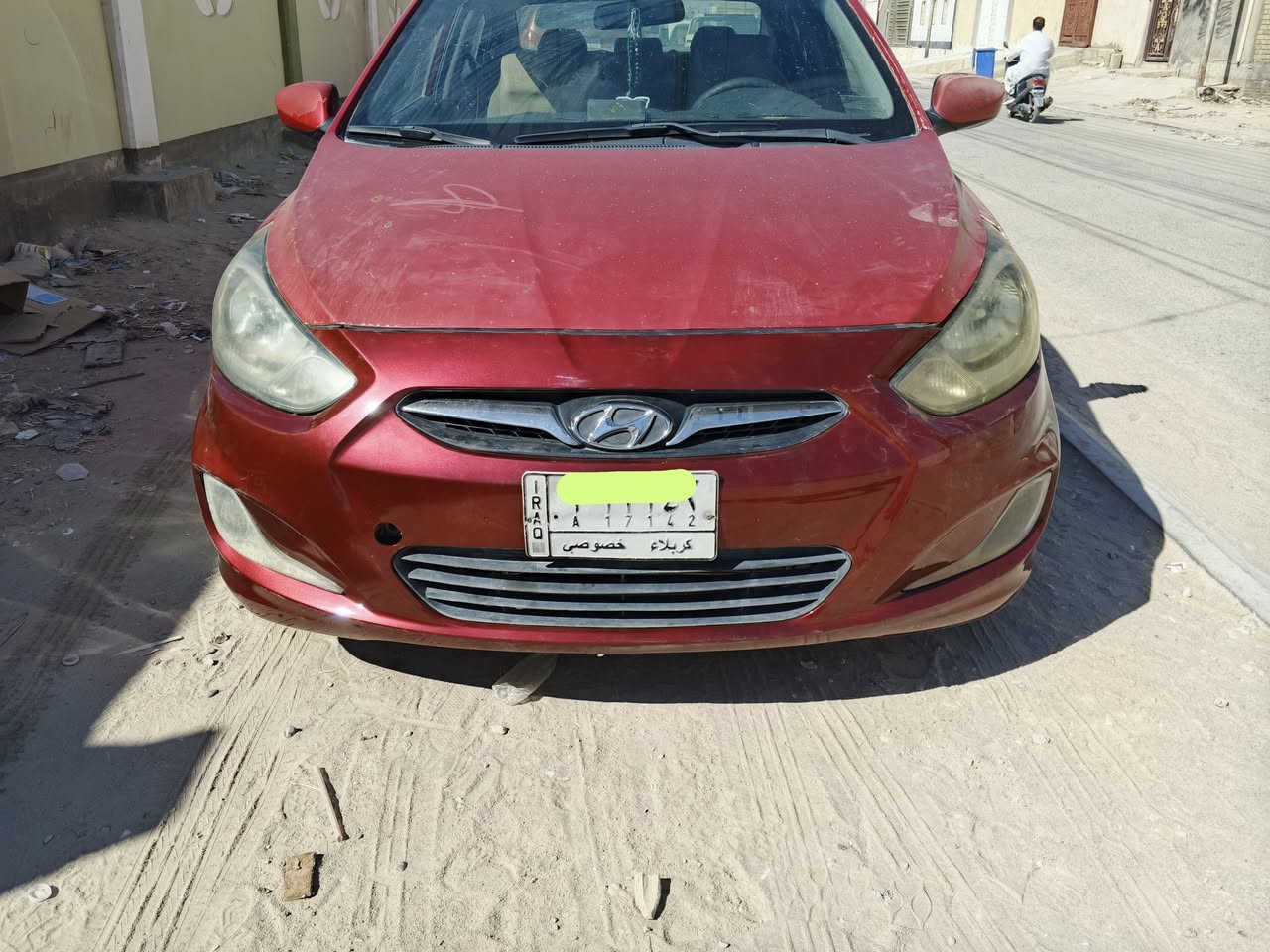 اكسنت( 2012 ) لون احمر للبيع للبيع وارد امريكي محرك Gdi 1600 رقم كربلاء الماني ( مكاني كربلاء) (بسمي) (سنويه ساقطه) ومن اخذتهه بيها ثلاث قطع جاملغ وباب السايق وبنيد مصبوغ  هي جارده لان 2012 بعد 
دعاميه جديده  قبل شهرين شاده (السياره يرادله ادامة منظومة البانزين) (ونواقص بسيطه السنتر لوك فصله الكهربائي بس يرجع ) الشراي يجي يشوف بعينه السعر المعروض المعروض ( 80 ورقه ) (وبيها مجال للجاد والشراي) يجي يشوف ويتدلل  احسن من الصور بيع فقط بدون مراوس اي استفسار(( ***********))  رجاءا رجاءا اقرا المنشور زين لان كلشي ذاكر بي بما يرضي الله وتجي تشوف إذا شراي وبخدمتك
