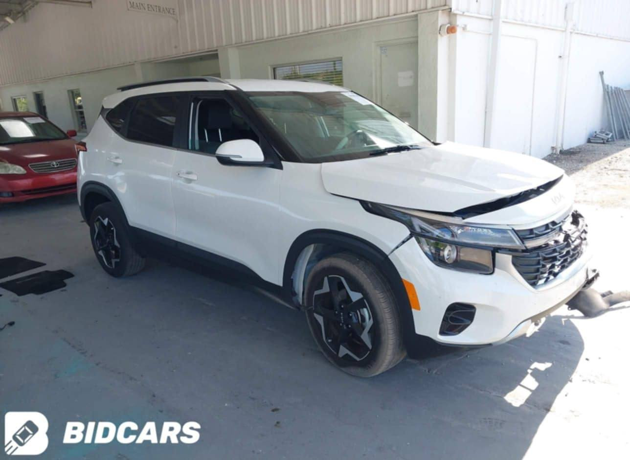 سلام عليكم سياره البيع  سليتوز وارد امريكي مديل ٢٤ حادثهة  بارد في الجاملغ الأمامي صفحه السايق والدعاميه التفصيل اكثر داخل الرقم ***********
