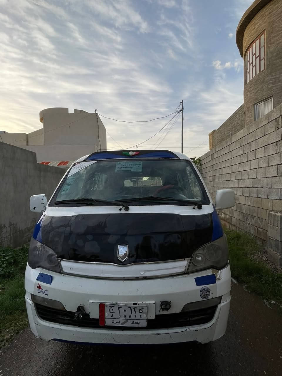 سياره جنبي للبيع جاهزه مال شغل خير من الله السياره موجوده صلاح الدين الضلوعيه وبسعر مناسب 27 وبيها مجال للأستفسار الاتصال على الرقم 
***********
