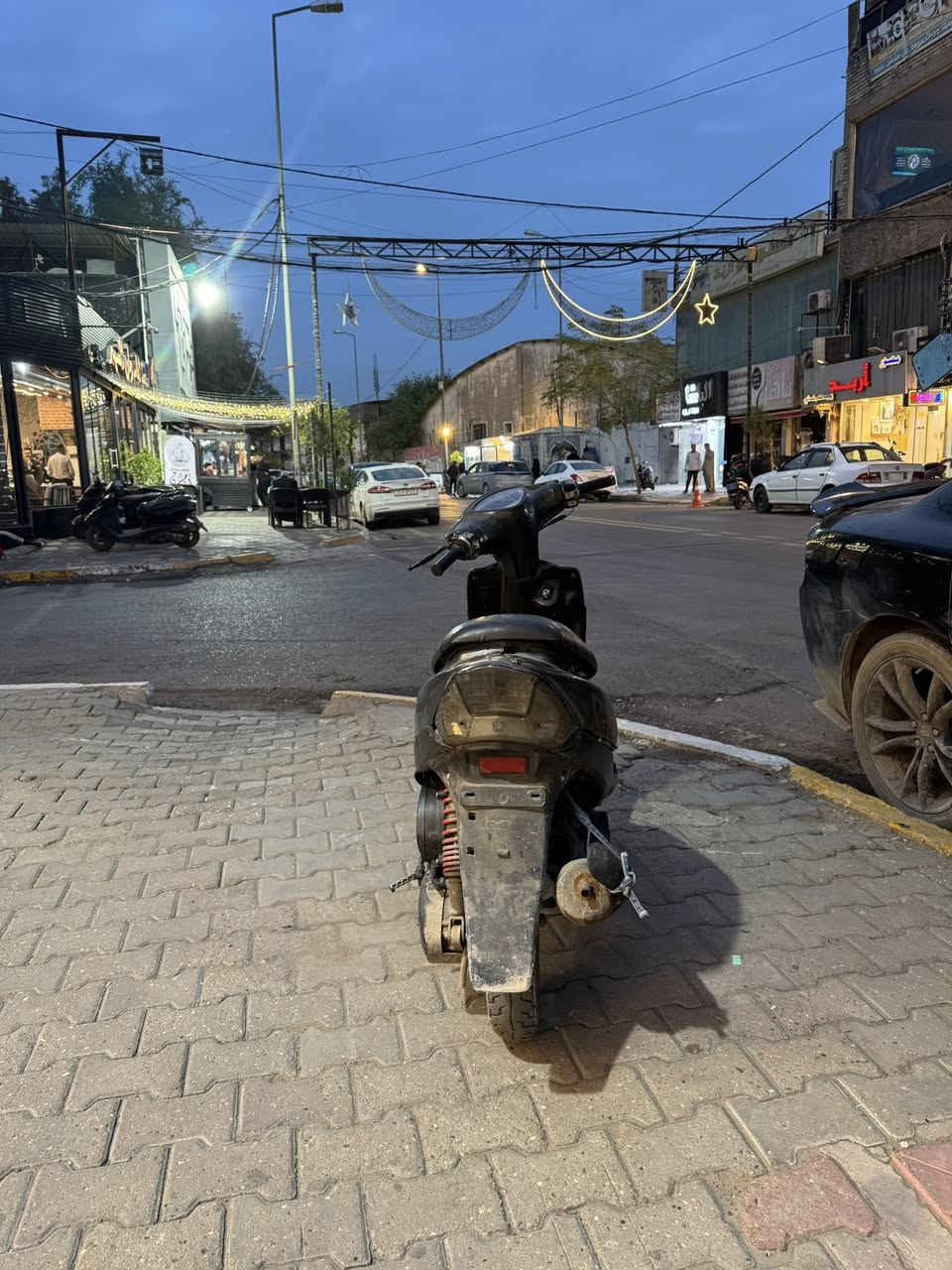 سلام عليكم دراجه ماكس عدله دراجه مكينه زينه الكشر كدامكم دراجه شغاله كلشي مابيه هندر  الرقم ***********
