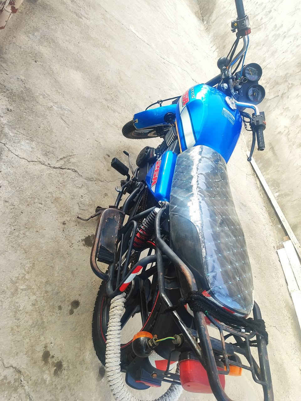 السلام عليكم من رخصة الادمن المحترم دراجه دايوان موديل 21مكفوله وجديده ***********سده
