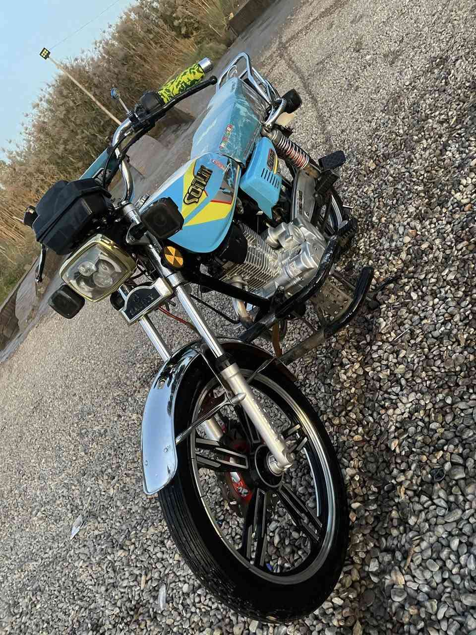 السلام عليكم  دراجة سيفان 23 اي نقص مابيه مكينه خير من الله أوراق كارتونيه مكاني ديالى ابو صيدا السعر 575 بيه مجال قليل حك الجية 
***********
