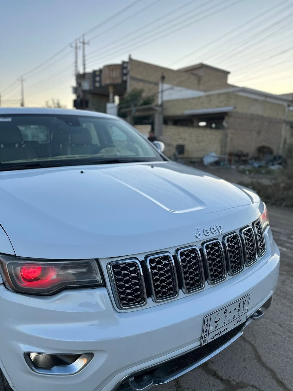 نوع السيارة والموديل:جيب شيروكي اوفرلاند17
الوارد:امريكي
الحادث:جاملغات امامي وباب الصدر ول ورا كلير
الصبغ:جاملغين امامي وبنيد 
الدواخل:بدون
الايرباك:دركه ودشبول 
الممش:1450كيلو
حجم المحرك:6/3600 تو ويل
المكان+المنطقة:بغداد تاجي سبع البور
سعر مناسب:190 وبيه شي بسيط
رقم الهاتف:***********
جميع المواصفات:فول عدا الجكات 
ملاحظات إضافية ( السياره كله كامل ادامه عل اخر حبايه ):
