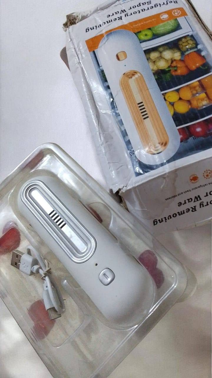 اوزمو هذا مزيل روائح للثلاجة يعمل بتقنية CH-cut. 
يزيل الروائح الكريهة ويحللها بفعالية.
يستخدم تقنية النانو الحفازة للقضاء على الروائح.
يمكن استخدامه في الثلاجات، السيارات، الخزائن، والحمامات.
يتميز بتصميم أنيق سعره5عنوان ناصريه اريدو


**إذا كنت صاحب هذا الإعلان وتريد حذفه لأي سبب، رجاءا أرسل رسالة إلى الدعم الفني**