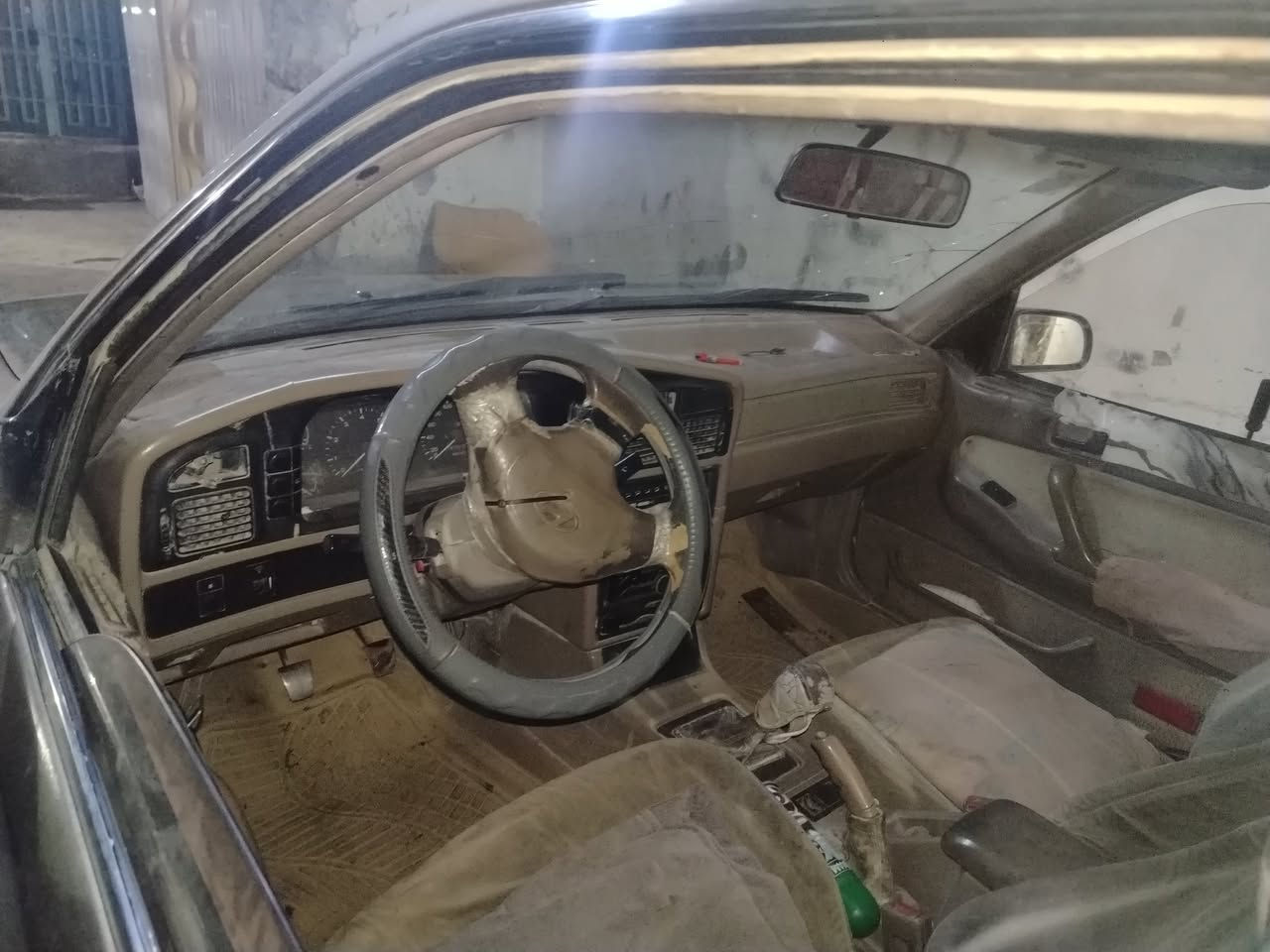 سلام عليكم
سوناته ون سياره حلوه مال جنيه محرك مجفت جديد
 مصبوغه عام ويل كب
سنويه الي 31 رقم جديد هزه جديده

  7812669591
