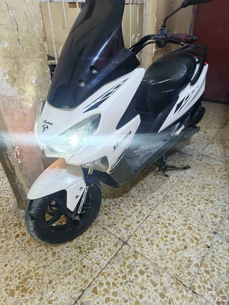 سترونك موديل ٢٣جاهزه من كلشي مكينه خرسه  سعر  ٤٥٠ اكو مجال    الغدير مبايل‏‏‪7773507935‬‏واتس اب بالرقم


**إذا كنت صاحب هذا الإعلان وتريد حذفه لأي سبب، رجاءا أرسل رسالة إلى الدعم الفني**