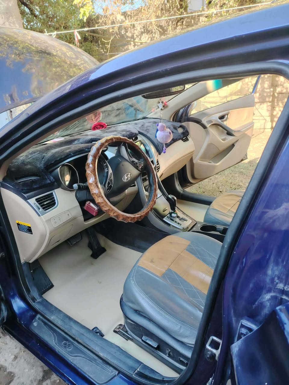 السلام عليكم 
لبيع انتره 2013
وارد امريكي 
سياره جاهزه 
رقم بابل 
السعر 95 بيها مجال 
اي استفسار اتصل ***********
 خاص مغلق
