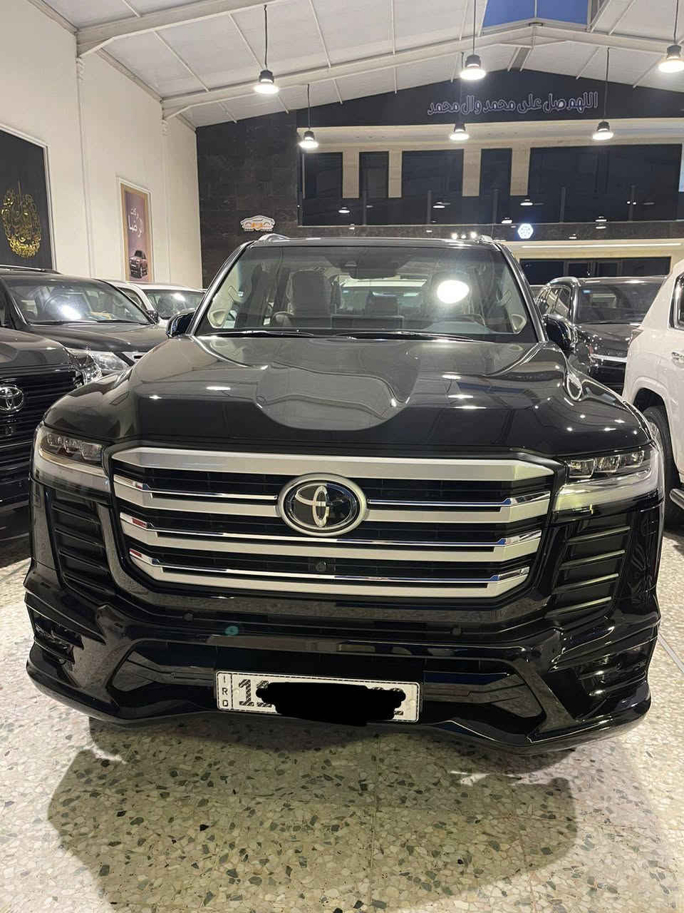 🚘 تويوتا لانكروز بريم UX 2024 لمتد – للبيع
ماشيه: 12,000 كم
كشنات: تدفئة وتبريد أمامي وخلفي
كاميرا محيطية + رادار أمامي
كشن السائق ذاكرة ومموري
شاحن وايرليس أمامي وخلفي
الصندوق الخلفي فلاش
الكشن الخلفي كهرباء
السيارة مكفولة بالكفالة العامة – بغداد
💰 السعر المطلوب: 78,000 دولار
📞 للاتصال: ***********
