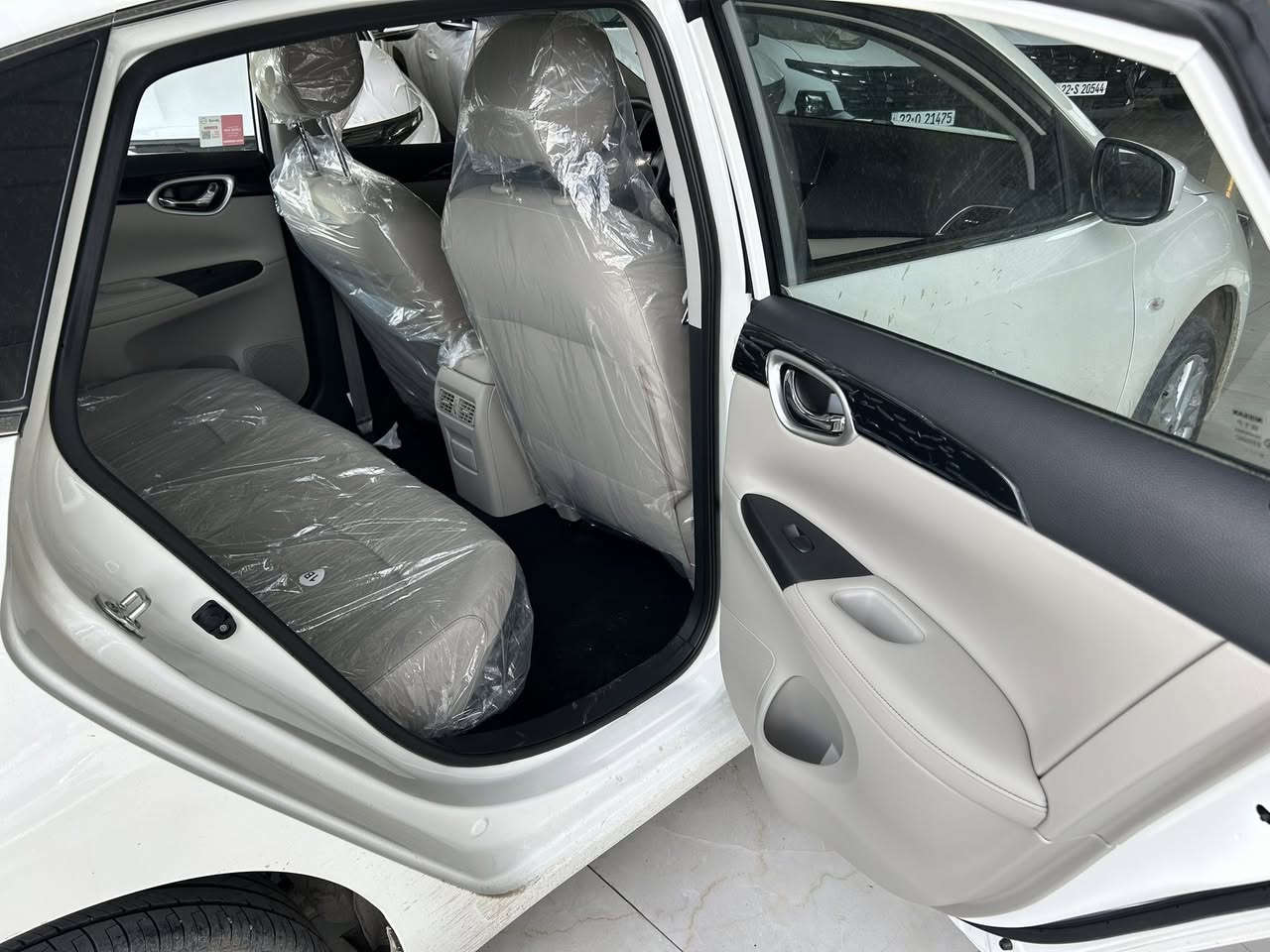 وصول وحبه جديده نيسان سنترا 2025❤️❤️
ضمان 3سنوات❤️❤️

رقم اربيل الدوالي الجديد موقم وجاهز 

بسم شركه تريد وكاله تريد تحويل مباشر 

موصفات 

شاشه جبيره

فتحت سقف

تحكم ستيرن

كامره خلفيه

ويل كب حجم 16

مانع انزلاق

داخل لونين  

مكينه 1600

تبريد خلفي

يدات نيكل

مري كهرباء 

Eco

لايت مطور 

مكان السياره بغداد الكراده 

للستفسار خاص

***********📞☎️
