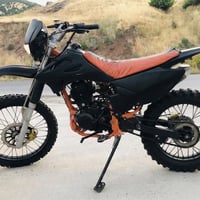 دراجة نارية • مكينة كبس • 200cc • موديل 2023 • دراجة 200cc