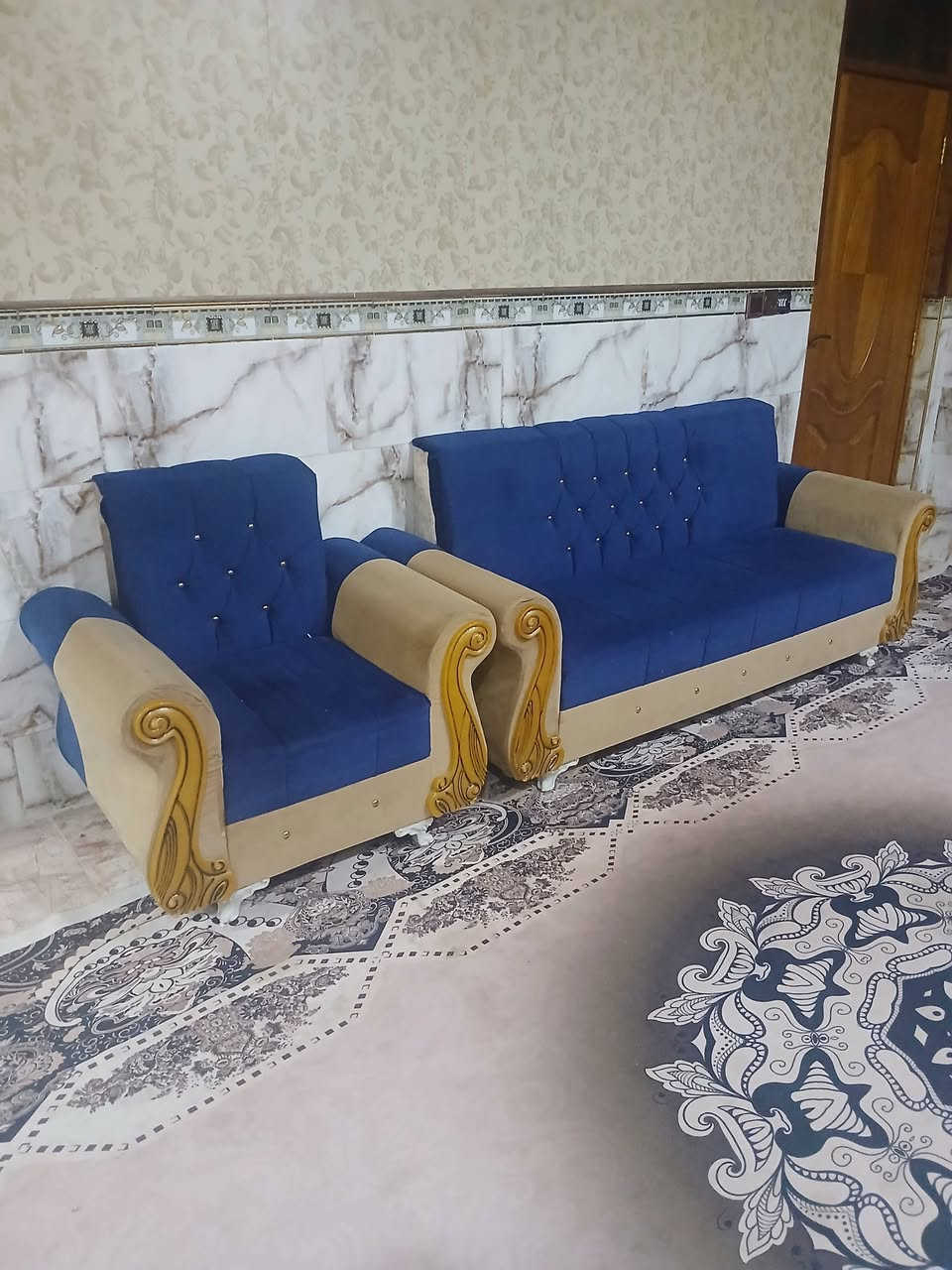 تخم للبيع عدد ٢ الاتصال ،،، ***********
