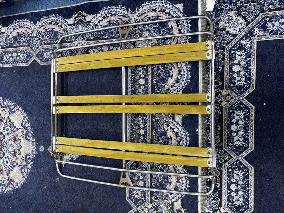 السلام عليكم سيبايه مال بيجو حيدر السحاره بيها زنجار قليل  يرادله تنضيف السعر ١١٥ وبيها مجال مكاني بغداد ***********
