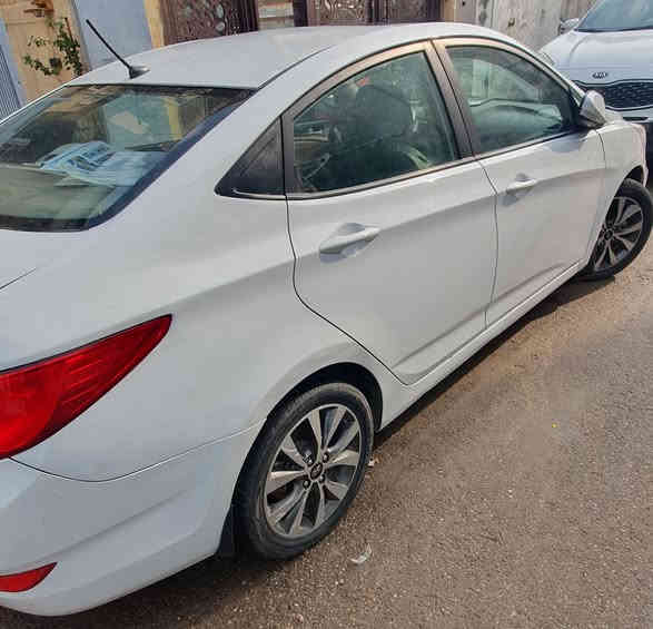 هونداي اكسنت
2018
 خليجي محرك 1600 دبل قطرة فول سلايد روف و 5 ويل كب حجم 16و 4 دسك وشاشة اندرويد وكامرة ولايت لد ماشية 93000 KM
رقم بغداد انكليزي  مميز 
سنوية بااسمي 2028 

 والضرر صبغ جاملاغات خلفية وتبديل قبغ الصندوك بدون صبغ وبيها حوض السبير معدل على البارد
السعر 110 
المكان المنصور 
الرقم ***********
