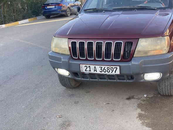 السلام عليكم جيب شيروكي2000 مكينه جديده قبل كم يوم شديتها وراد استرالي كهربائيات جديده  تخم تاير نضيف كلش وبيه شخوط بالبنيد سويتهم وبيه شخط رصعه يم قبق البانزين بس سياره خير من الله تبريد شغال نقصه بس غاز السياره بغداد الحسينية رقم موضح سليمانية باسمي السياره 
صدرها خير من الله 

رقم تليفوني ***********
سعرها 65 
يشهد الله مكلفتني هواي بالتجيدي مالته
