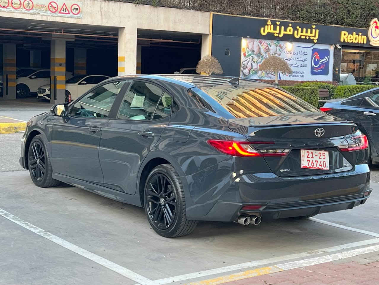 Toyota camry SE hybrid
مۆدێل 2025 هایبرێد
مواسفات se ڕەنگی چیمەنتۆی 
 تەنها 8 هەزار ڕۆشتوە وەک سفر ماوەتەوە
نمونە لە جوانی پاکی 
سەیارەکە پێش و پشتی کەپسە دەعامیش بۆیاخ نیە هەموو گیانی بیلادیە تەنها دوو بست بۆیاخی هەیە بێ ناوگرتن لەگەڵ دوو پەڵە pdr 
ئێرباگ تەنها شان تەقیوە
ماباقی هەموو گیانی بەشەرت 
مواسفات:
ڕاداڕ
خەتی جادە
مۆبایل شەحنکەرەوە 
سێ مۆی لێخورین ئیکۆ،نۆرماڵ،سپۆرت
کوشن جلد کارەبا
برێک بەسمە 
ئۆتۆ هۆڵد 
ڕاداری ئاوێنە 
گێچ ئەلکترۆنی 
سعری خوار هەموو بازاڕ 228$
سۆنەر دانراوە
***********
***********
سلێمانی السليمانية, العراق
