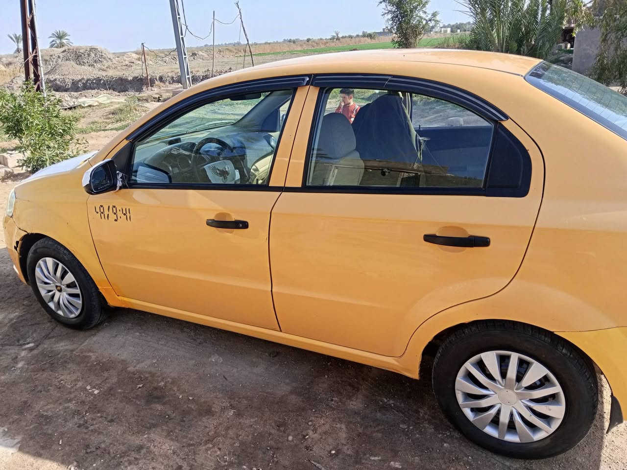 سلام عليكم 
سياره افيو خليجي موديل 11 اتماتيك تكسي مصفره هيه وغرامات تحويل مباشر باسمي سياره نضيفه بمعني كلمه كير مكينه تايرات تخم هس توني شاده باتري جديد داخل بيجي كلش حلو  سياره خير من الله المكان السماوه رميثه سعر 53 وبخدمه الشراي ***********
