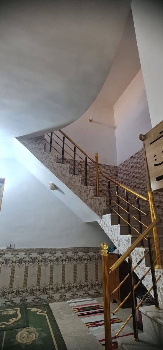 بيت للبيع ٢٠٠ متر بحي النداء شارع المجمعات
‏‪***********‬‏
