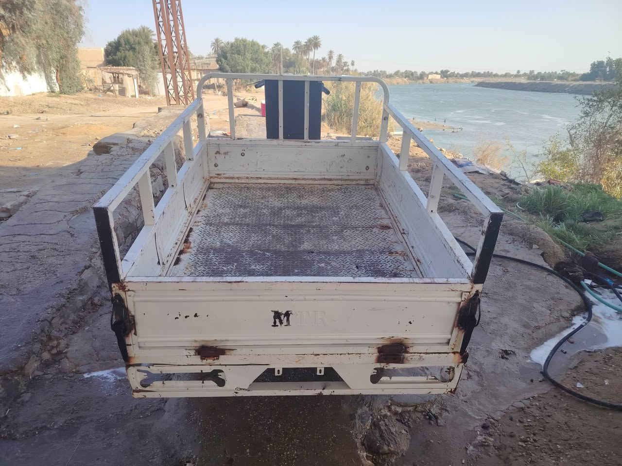 سلام عليكم ستوته للبيع كلك الشراي يتصل ***********
