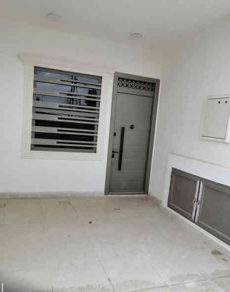 دار بلدية للبيع بدون اوراق الي يشتري يقدم عليه بأسمه  والبائع هوه الكفيل يتحمل المسؤلية القانوية والعشائرية مدة الحياة 

موقع الدار كركوك حي النصر 
المساحة 180 متر واجه 9 متر 
يقع على شارع 20 متر منطقة مميز وجميلة وخدامات فول

الدار طابقين بناء حديث فول نضام دكت تبريد مركزي سقوف مغربية 

1طابق الأول گراج سيارة استقبال وغرفة نوم 
وصاله ومطبخ وصحيات 

طابق ثاني غرفتين نوم فقط

💵💵السعر 120 مليون وقابل للمعاملة 💵💵

مكتب سلطان العقار 
موقع المكتب كركوك حي الواسطي قرب شقق الغاز ومجاور دكتورة سلوى البياتي وصيدلية صوفيا
***********
