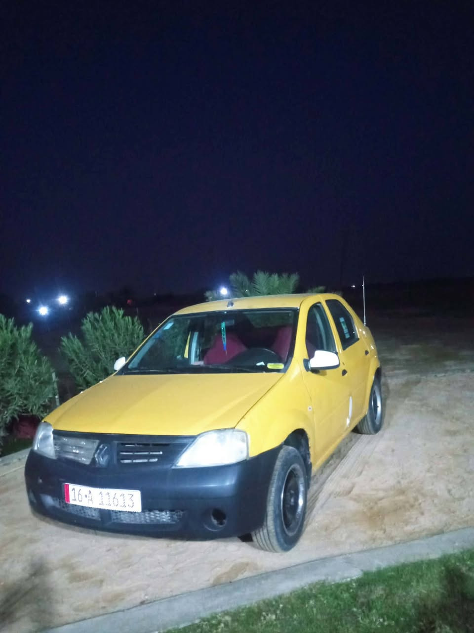 رينو لوكان موديل 2009 مكينه تبخر سياره بلاديه فقط جاملغ عابر رقم ***********
