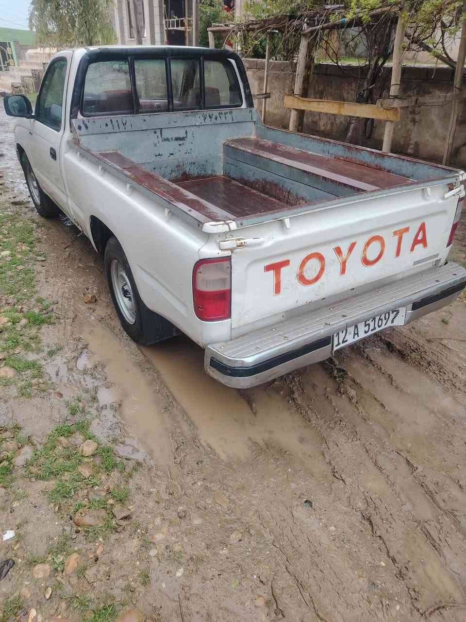 السلام عليكم بيكم 2001 فلاحي محرك شركة ما مفتوح شرط فقط تبديل باب نفر تبديل شركة مابيها صبغ رقم نينوى انكليزي سيارة مكفولة سعر 112بيها مجال اتصل على الرقم ***********
