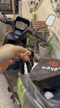 سلام عليكم ورحمه الله وبركاته دراجه شحن شركه الريان دراجه بوضعيه الزيرو استخدام اقل من شهر وصل موجود 

١- بطاريات 6
٢-نظام بارك 
٣-مثبت سرعه 
٤-اشاير يمنه يسره 
٥-لايت عالي ناصي 
٦-سرع 3 
٧- بلشحن قطار فول ❤️‍🔥🛵
٨-دراجه خير من الله 
٩- سويجات عدد 2 + بصمات عدد 2 
١٠- السرعه 50حقيقي
العنوان موصل 😻
سعر 875 درجه زيرو مماشي بس 70 كيلو 
التوصل وتساب أو خاص ***********
@الجميع***********
