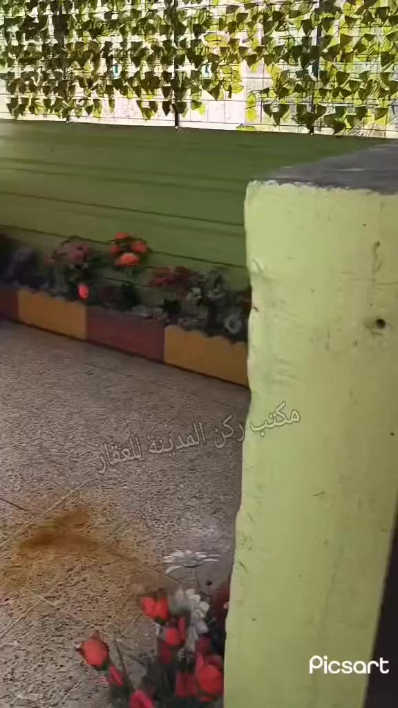 📣اعلان ٦٥٩📣                 

#شقة_للبيع تلفزيونية طابق ثالث ركن
. 
📍الموصل/شقق الخضراء خلف جامع المهاجرين 
🏛مساحة 132متر
. 
تحتوي الشقة:

  مدخل+مطبخ حار وبارد+هول+صحيات+غرفتين نوم +طارمة عدد٢

نظافة فول (كاشي+سقوف جبس بورد +بورسلين وسيراميك الصحيات+ طارمات تغليف+ ابواب بلاستك) 
. 
📑سند طابو ملك صرف

⭕للاستفسار عن السعر مراسلة الصفحة
....///...////..///...///...///...///....
🌹👇🏻او  الاتصال عالارقام ادناه👇🏻🌹
       ***********... واتساب+📞
       ***********... 📞
