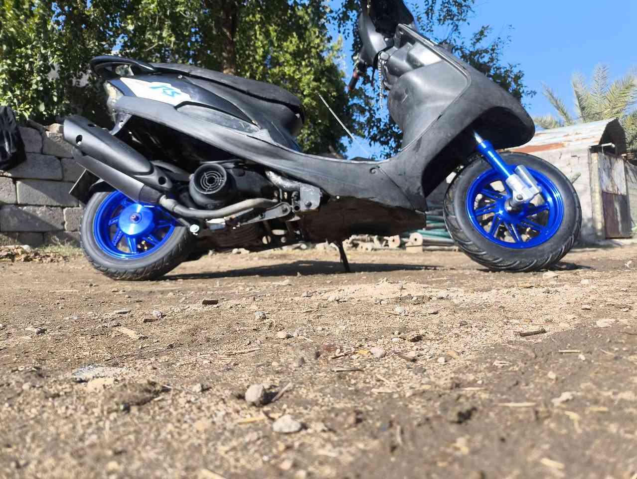 سلام عليكم شباب دراجه ماكس عدله
  البيع دراجه ما ناقصهه برقي شوفت 👁. 
الدراجه بيهه تزويدات خارجيه
 وتخم تاير
الدراجه، عل فحص شلعه تشك الكاع شگ ومعدل الله شاهد  
سعر ــــــ400 ــــ, 
 بيه مجال قليل 
ما متواجد فيس 
رقم ***********
واتساب
