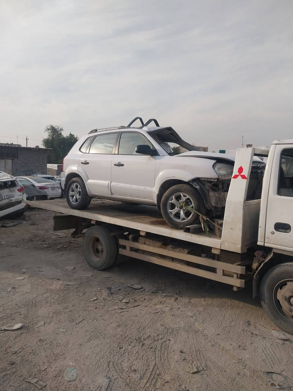 للبيع توسان2009خليجي رقم بغداد تحويل مباشر سيارة تعرضت الى حادث جفيه عله جهة السايق ابيع عله وضعهة محرك 2000دوش سيارة شغاله مكان بغداد الامين الشراي يتصل رقمي***********
