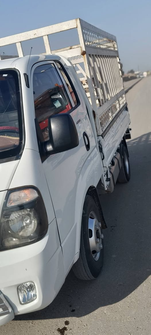 سلام عليكم سيارة كية 4000فحل مديل 2018مكفولة كفالة عامة سيارة جاهزة مكان سامرة بيع مستعجل لتواصل ***********
