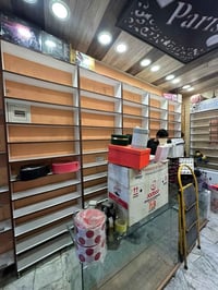 #للبيع #رفوف_محل + #فاترينات_جام_عدد_2 #العنوان/ #بغداد_حي_القاهره ☎️ ...