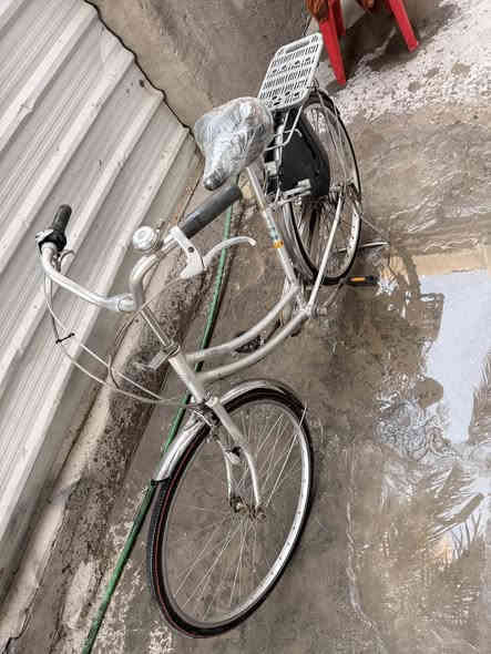 السلام عليكم بايسكل للبيع ياباني اصلي مال باله السعر 100
العنوان بغداد بلديات ***********
