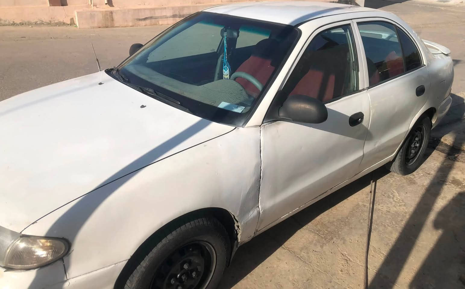 للبيع هواندي اكسنت موديل 1995 كير محرك شرط تبريد ثلج سياره شرط وكاله تحويل سنويه مشروع وطني اليوم اخير يوم خلص سنويه يحتاج تجديد       بطاقه بنزين ⛽️ موجود وسعره 28 وبي مجال لل شراي رقم ***********
