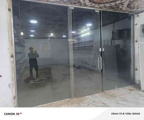 جام خانه 4عرض ارتفاع 3 مع رفوف 60رف بسعر مناسب مكاني نجف كوفه ***********
