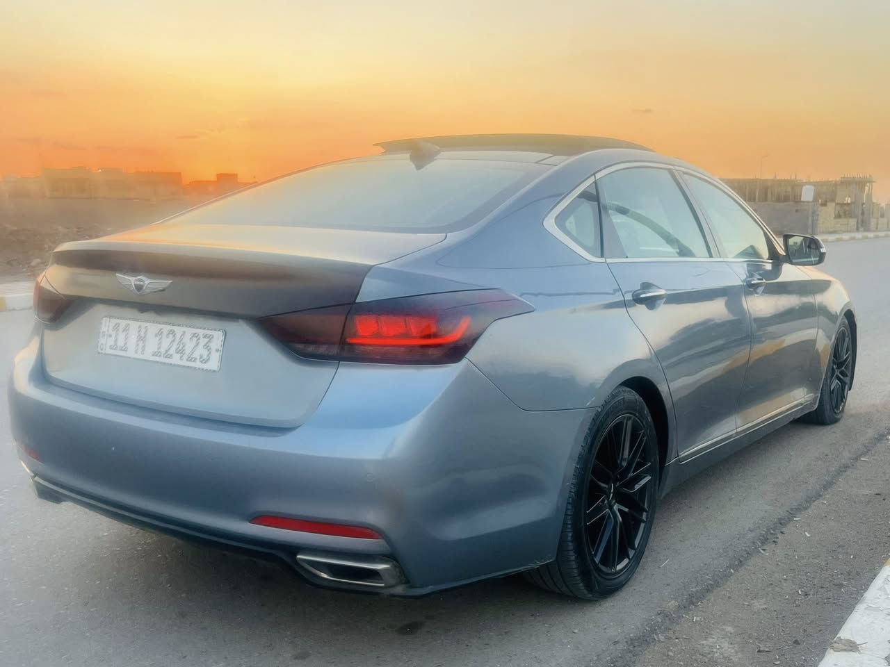 للبيع جنيسز 2016 g80
السعر 13700$
مكان السيارة بغداد بسماية 
مكينة 6V
بانوراما 
شاشة 
كامرا 
بصمة تشغيل وابواب 
بردات خلفية وجوانب بلادية 
فور ويل 
كشنين كهرباء
كشنات حار بارد 
مري شفط 
حساس امامي خلفي 
جنطة كهرباء
وبعد بيهة هواي مواصفات 
صور الحادث والسونر بلمنشور 
سيارة كير مكينة كفالة 
للاستفسار ***********
