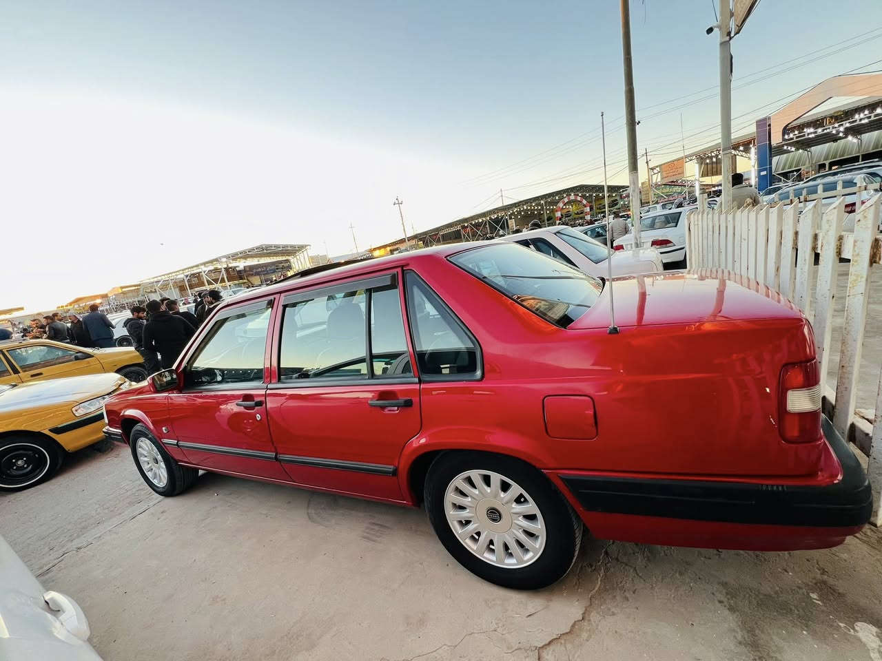 السلام عليكم فولفو للبيع 940
مديل 96
ويل 98
فتحه 
كشنات جلد كهربائي
مكينه تيربو صفر جاج 
تتفاء تبريد السياره جاهزه 
حداديه ومكينه وكير كفاله 
السعر 89 وبيه مجال 
***********
***********
