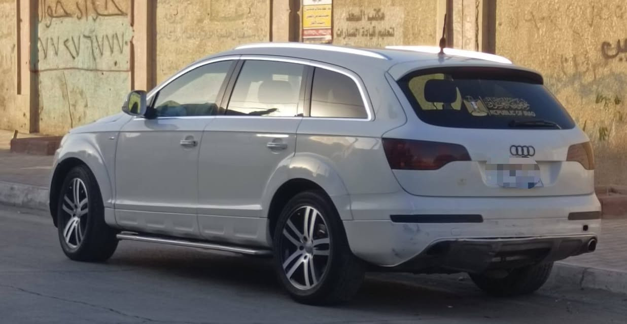 ***********
سلام عليكم اودي Q7   بيها صبغ 3قطع فقط    
2008رقم اربيل بسمي وكالة عامة 
للبيع او مراوس حسب القناعه 
سياره جاهزه مكينه وكير الكزز 4700 مكفولات صدر امامي خلفي 
خير من الله 
سستم دمام فجوج برمبو ويل كب 20 
*********** بغداد الكرخ  سعر 105وبيها مجال سياره مال بيت الله شاهد بغداد, العراق
