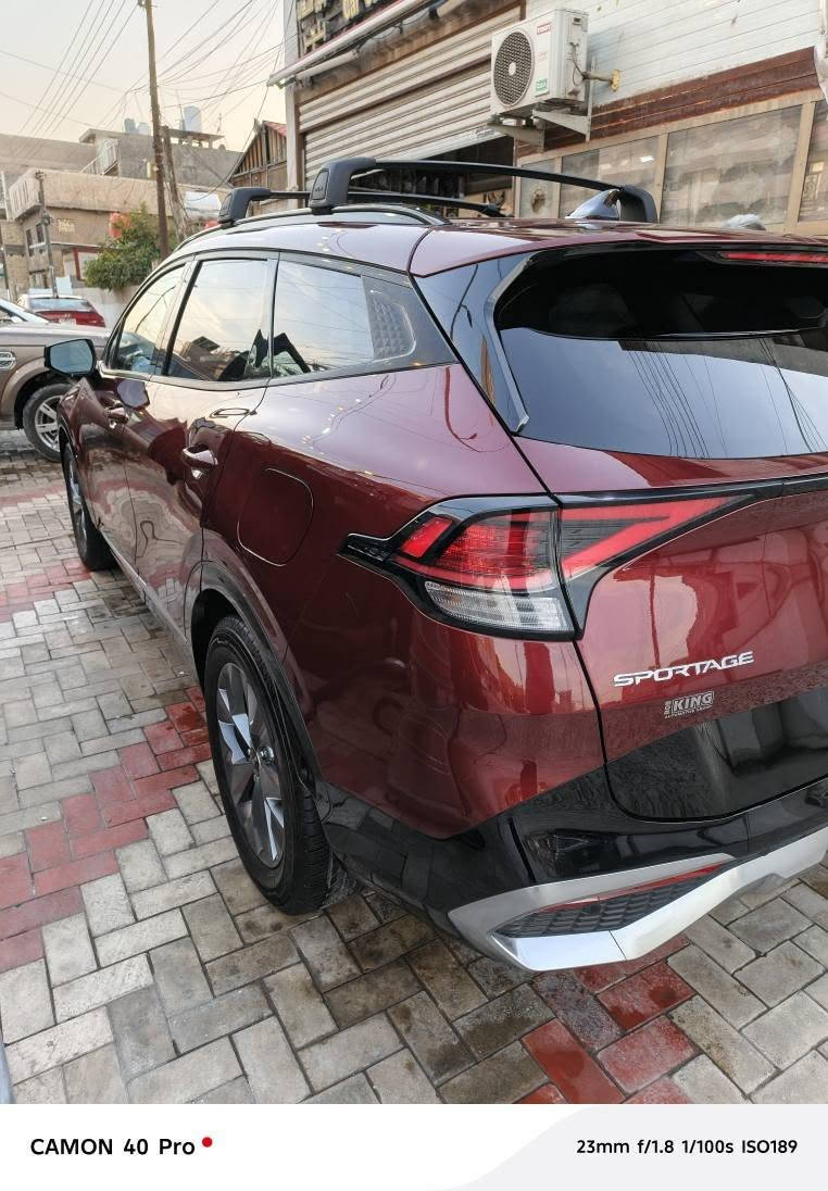 كيا سبورتج 2023 فول الفول حادثها بسيط بدون ايرباك بدون شواصي بدون دواخل مواصفات بانوراما تشغيل عن بعد دخول ذكي بصمه اشاير بالمري حساسات امامي خلفي رادار امامي رادار خلفي ورادار جانبي كامرة دوارة شحن واير ليس كراسي جلد كهرباء خزن مميموري تحكم ستيرن سايق الي تحديد مسار دشبول متغير سايد بريك بصمه صندوك بصمه لدات ستيرن هيتر كراسي هيتر تبريد قطعتين تخم تاير ويل كب وبعد بيها هواي مواصفات حادثها جاملغ امامي وبنيد سطحي مبدلات ومصبوغات جاهزة السيارة السيارة بدون رقم تترقم جميع المحافظات 
مكاني بغداد المنصور 
لاتصال ***********
***********
السعر 215 وبيها مجال بسيط بغداد, العراق
