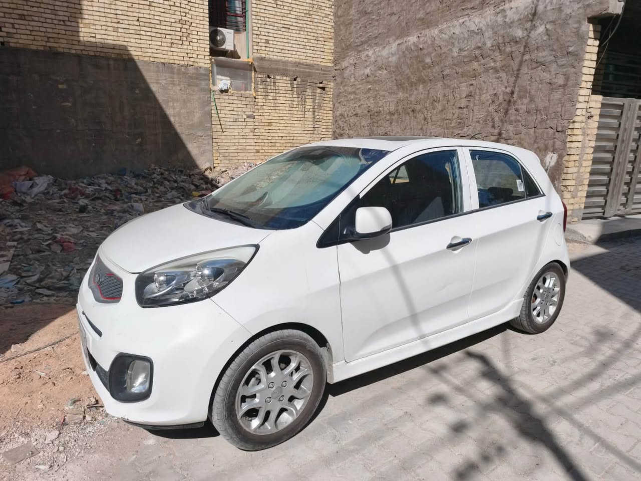 السلام عليكم 🌹

🚗 كيا بيكانتو 2015
✅ خليجي
✅ محرك 1400 سي سي
✅ تشغيل بصمة (عدد 2)
✅ بصمة للأبواب
✅ شاشة
✅ 5 كاميرات
✅ مرايا شفط
✅ فتحة سقف
✅ الممشى: 65 ألف كم

📸 مرفق مع الصور السونار.

📞 للاستفسار:
***********
