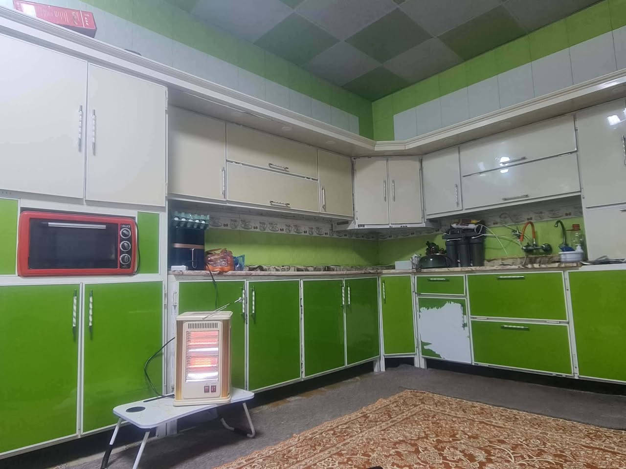 كاونتر مرمر ٦متار ارضي ومعلق ٦كل جهه ٣متار  السعر ٧٠٠ الشراي يتصل ***********
